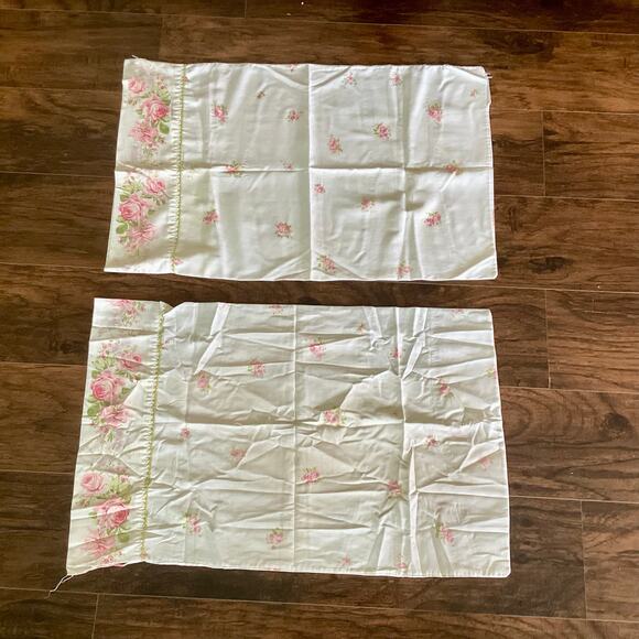 Vintage Springmaid Standard Pillowcases, set of 2 - Picture 1 of 5